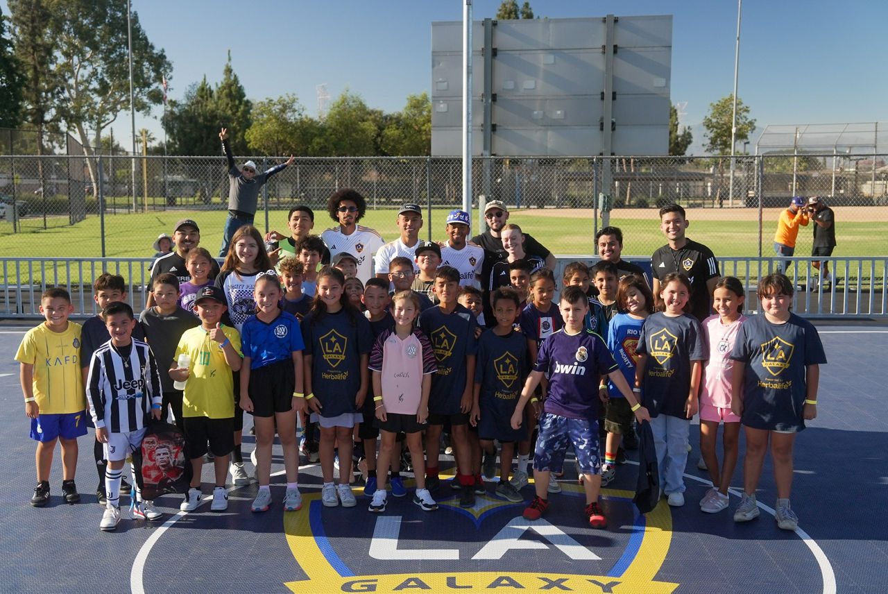 Herbalife and LA Galaxy Unveil Mini Pitch